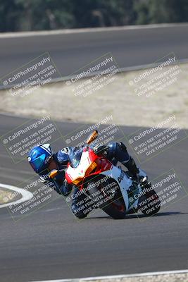 media/Sep-20-2025-TrackDaz (Sat) [[27f0cde673]]/B Group/1020am (Turn 3)/